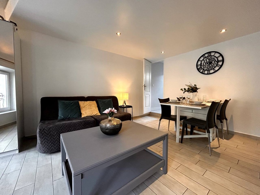 Séjour cosy, logement accompagné par Sweeps à Fontainebleau