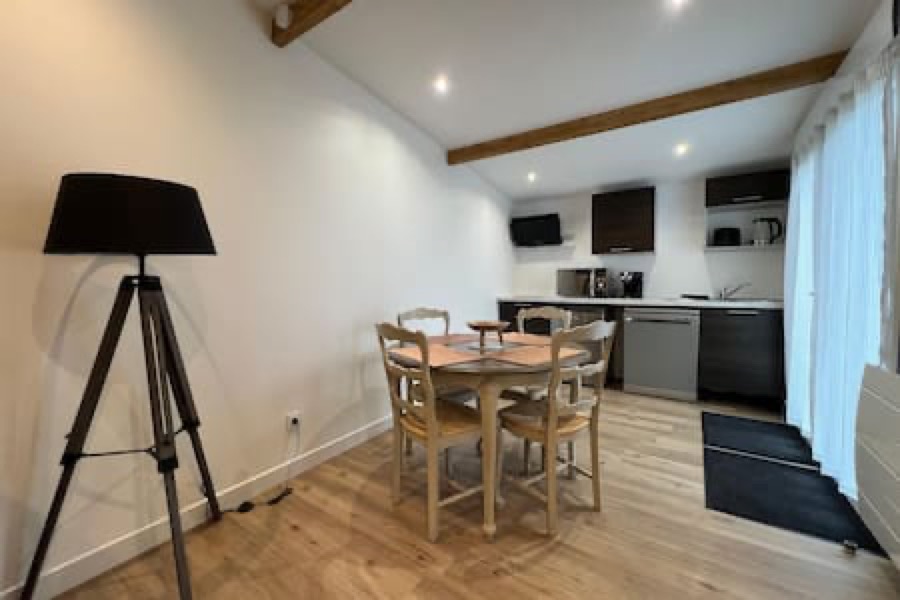 La Moretaine – 300 m de la gare, logement accompagné par Sweeps à Moret-sur-Loing