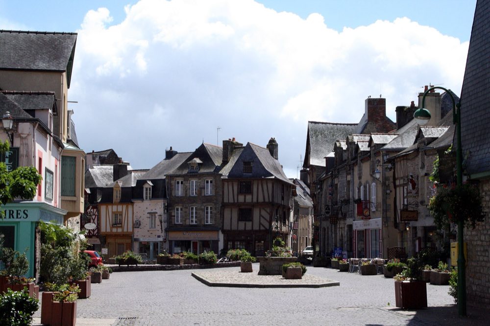 Malestroit, petite cité de caractère à dix minutes de Sérent